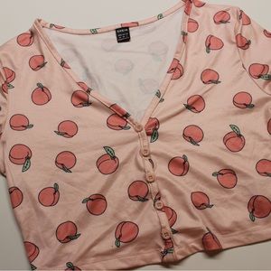 SHEIN Qutie V-Neck Button Placket Allover Peach Print Tee